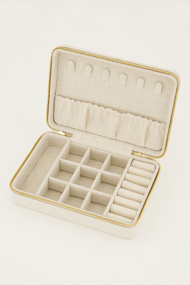 Beige linen look jewelry case