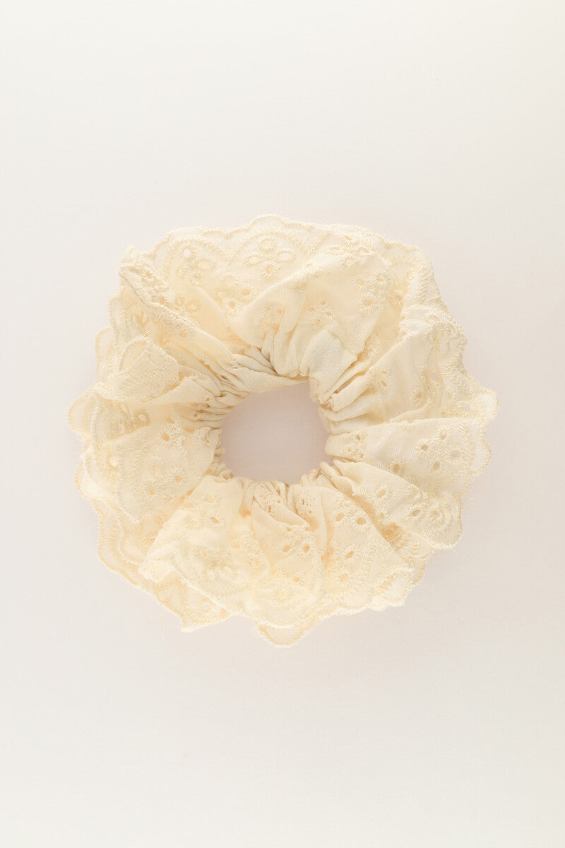 Beige scrunchie with embroidery